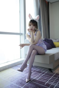 [福利COS] 鬥魚主播小女巫露娜 - 粉紫兔兔